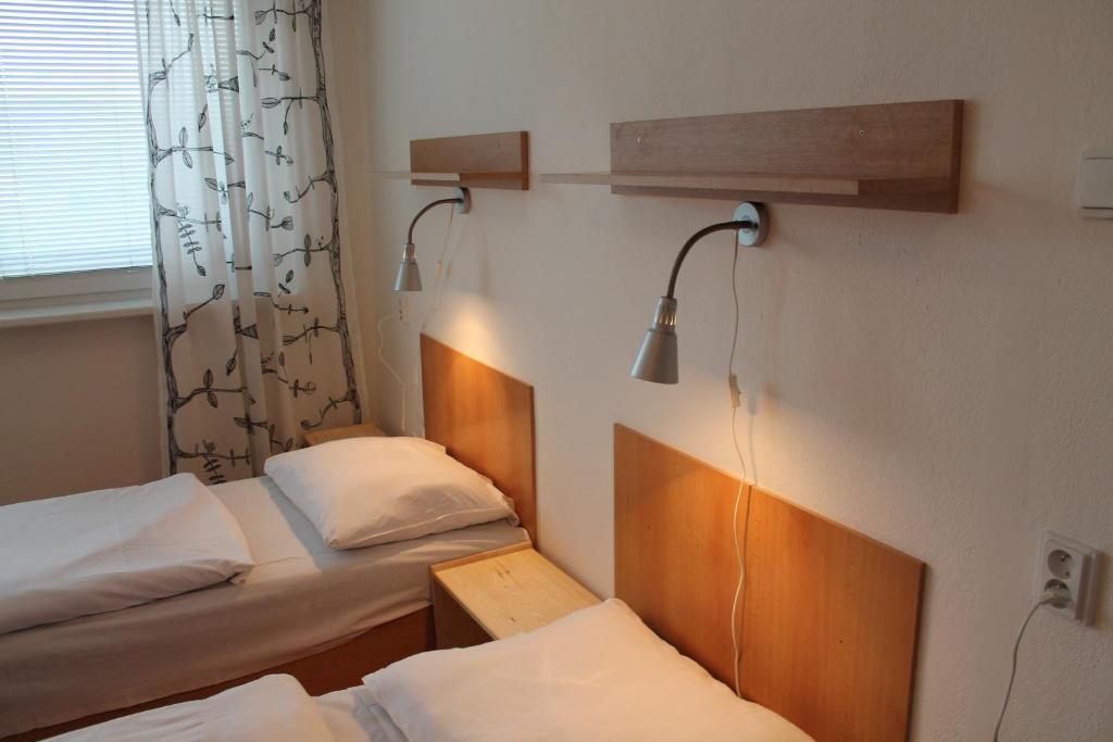 Hostel Turist Zvolen Esterno foto