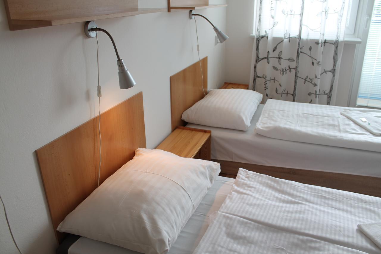 Hostel Turist Zvolen Esterno foto